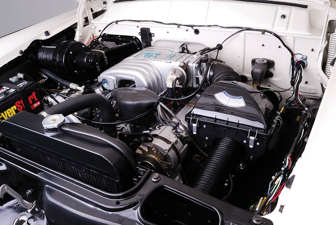 302 HO engine from a Lincoln Mark VII,