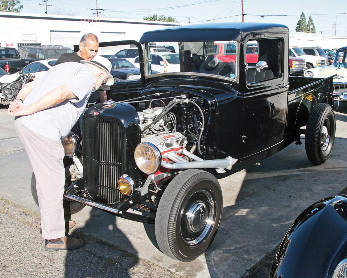 ’34 Ford pickup with 383 Chevy with Tri-power 