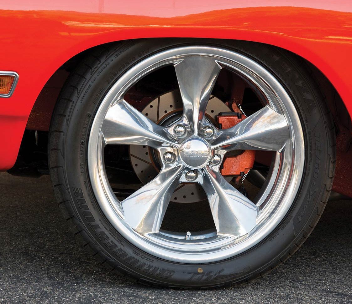 Classic designed Boyd five-star wheels 