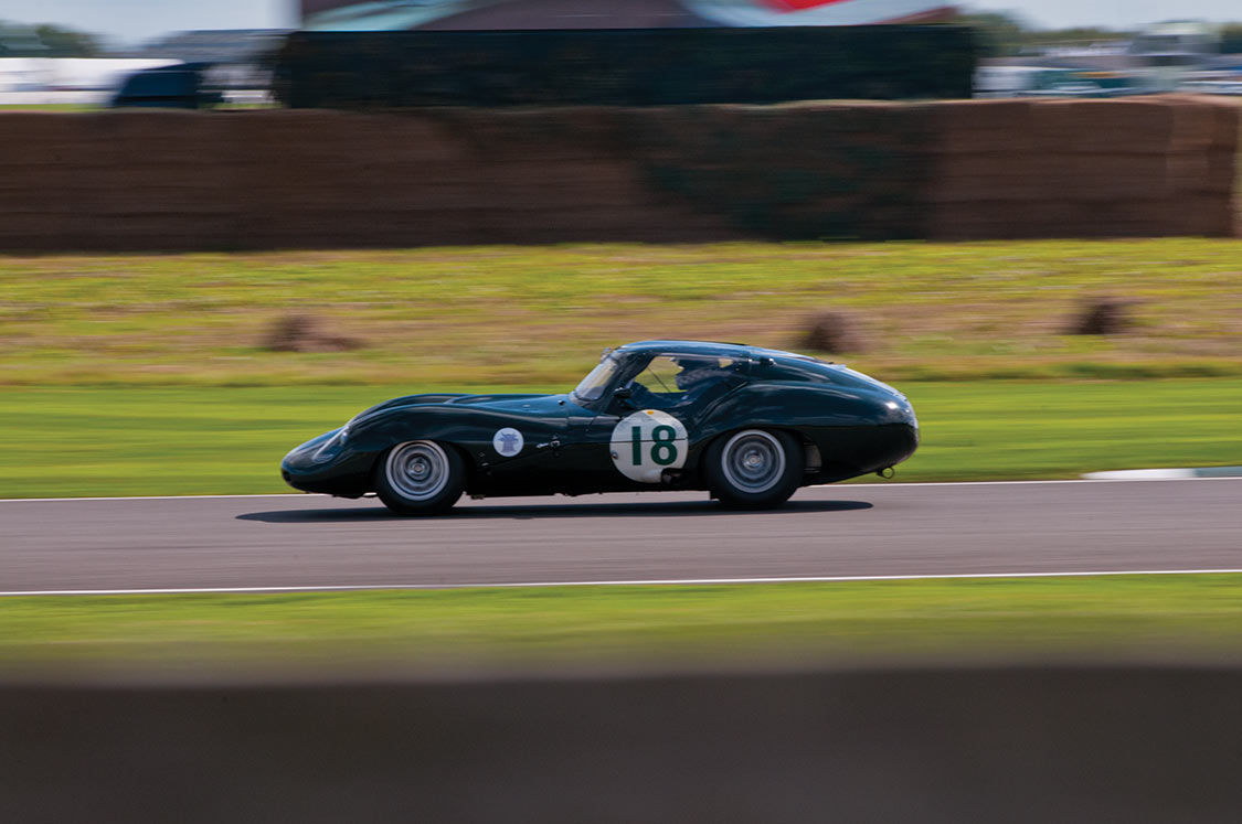 1963 Lister -Jaguar Coupe Frederic Wakeman/Patrick Blakeney-Edwards RAC TT Celebration