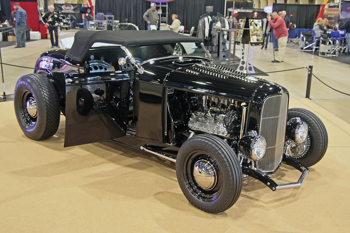 hot rod ’32 Ford roadster