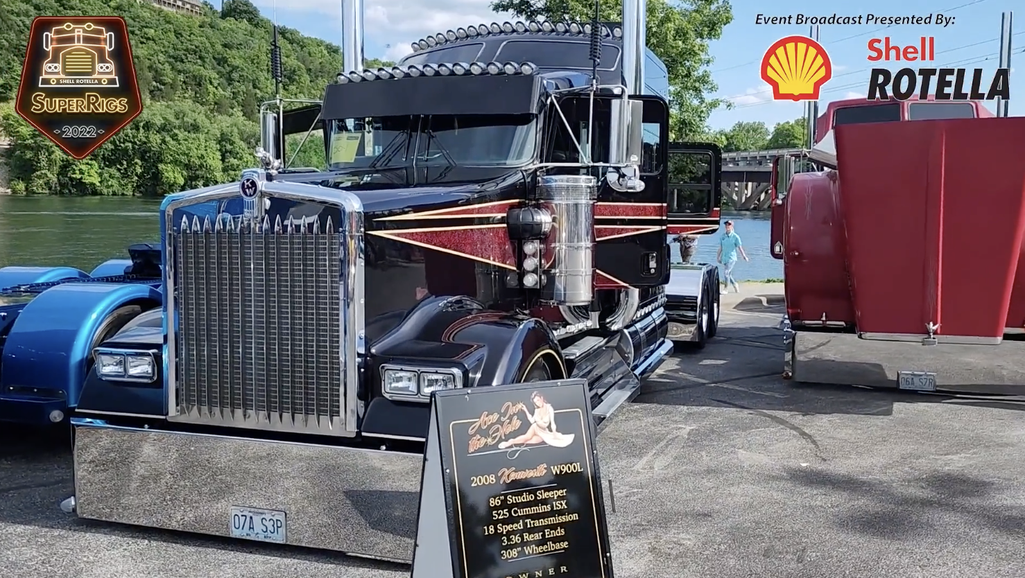 Additional coverage of the Shell Rotella Super Rigs show.