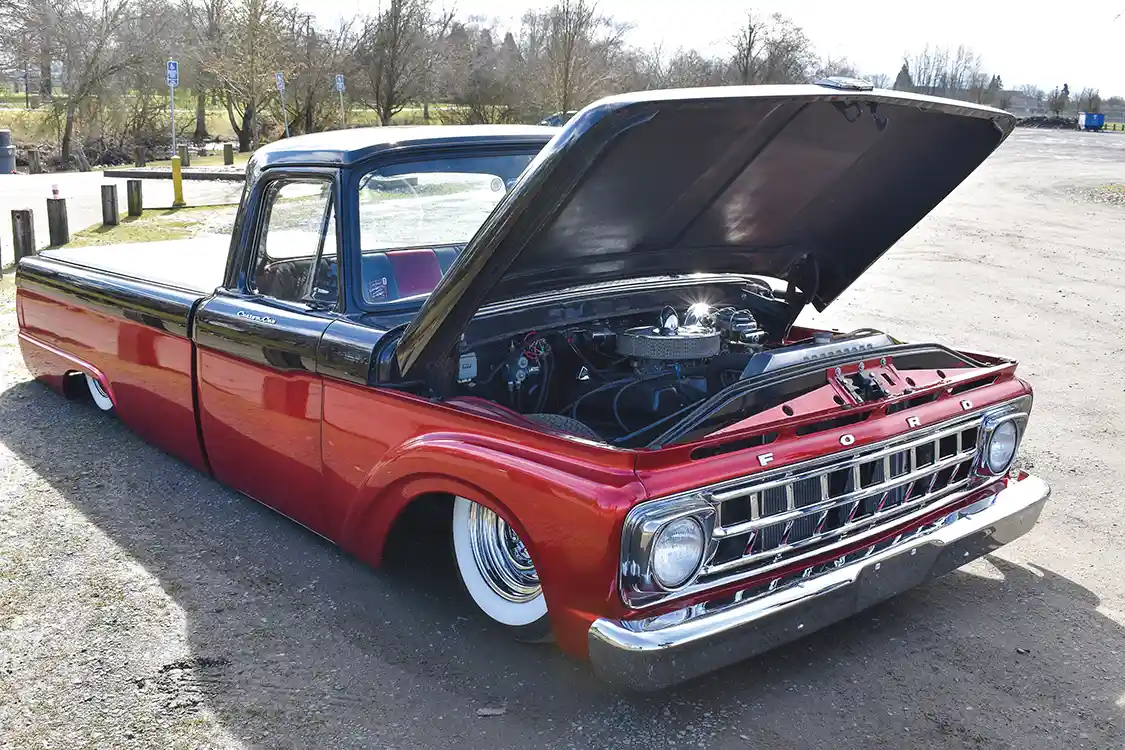 Ford F-100