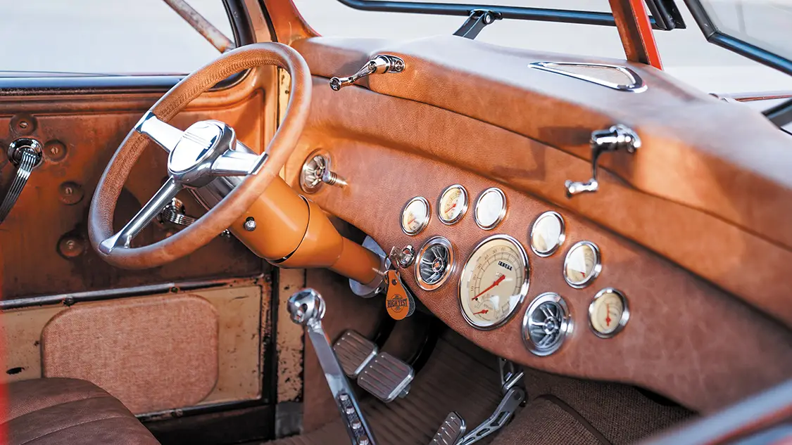 1948 Diamond T Cummins 
