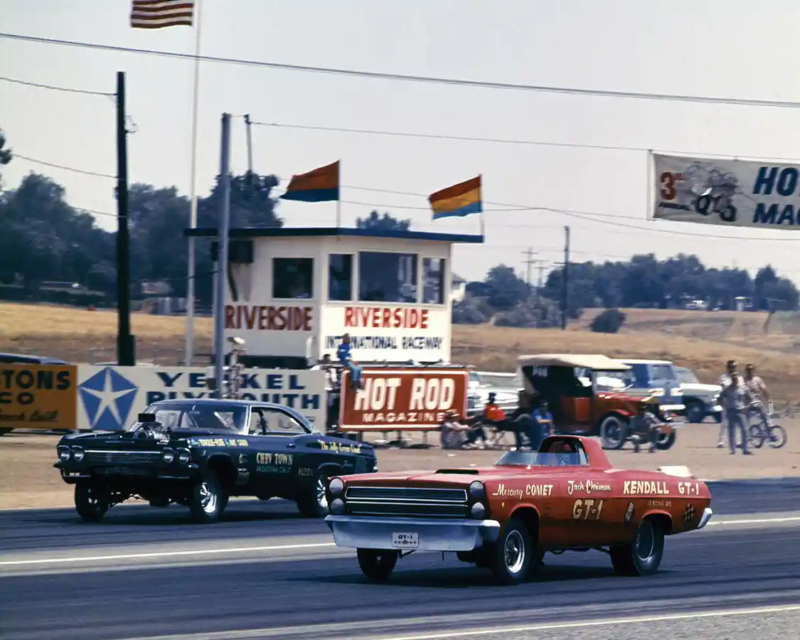 Funny Car Racing 