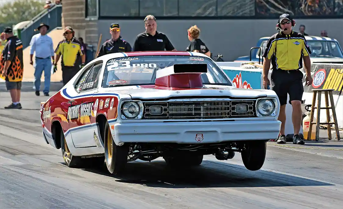 Nostalgia drag racing