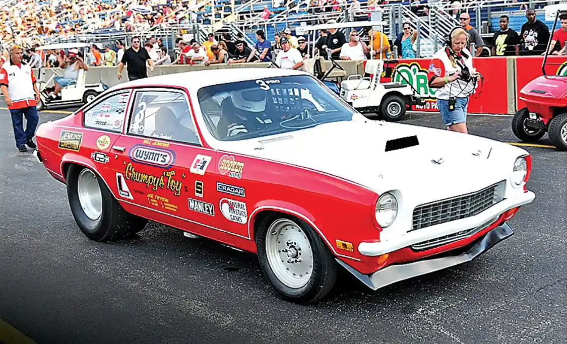 Nostalgia drag racing